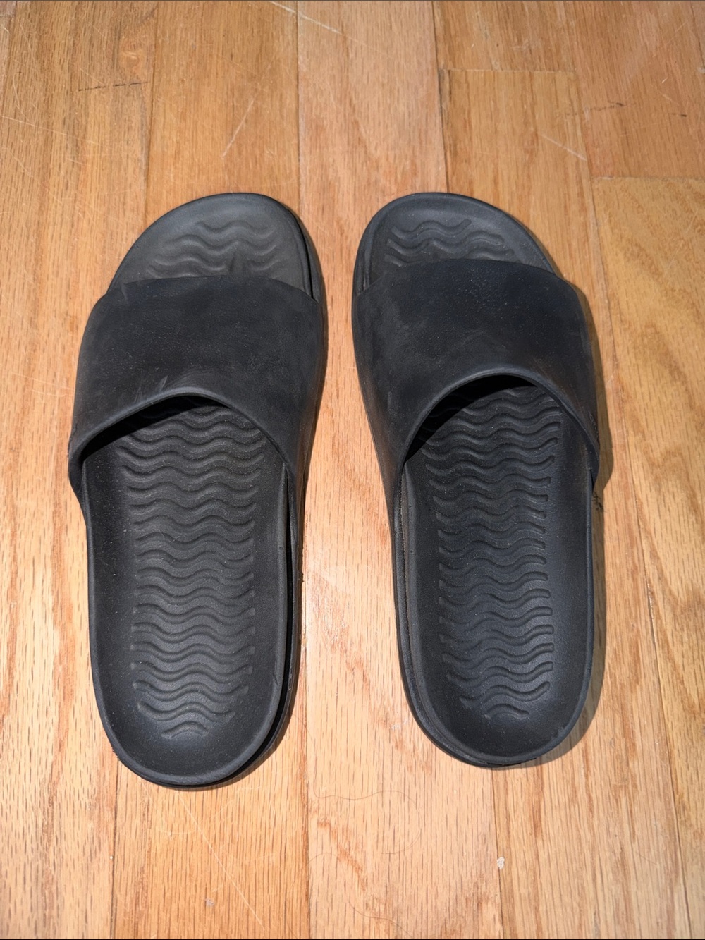 NATIVE Women’s Black Slide Sandals - Comfortable Everyday Slip-Ons